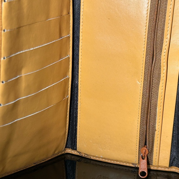 MCM Trifold Leather Cognac Long Wallet 7.5” x 4” EUC - Picture 9 of 14